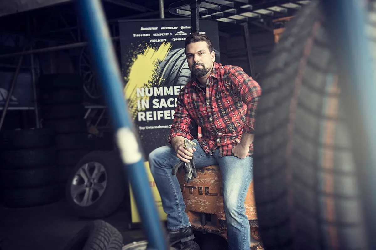 Antonio Zecevic in der Werkstatt